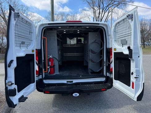 Used 2019 Ford Transit 250 130 Low Roof image 19