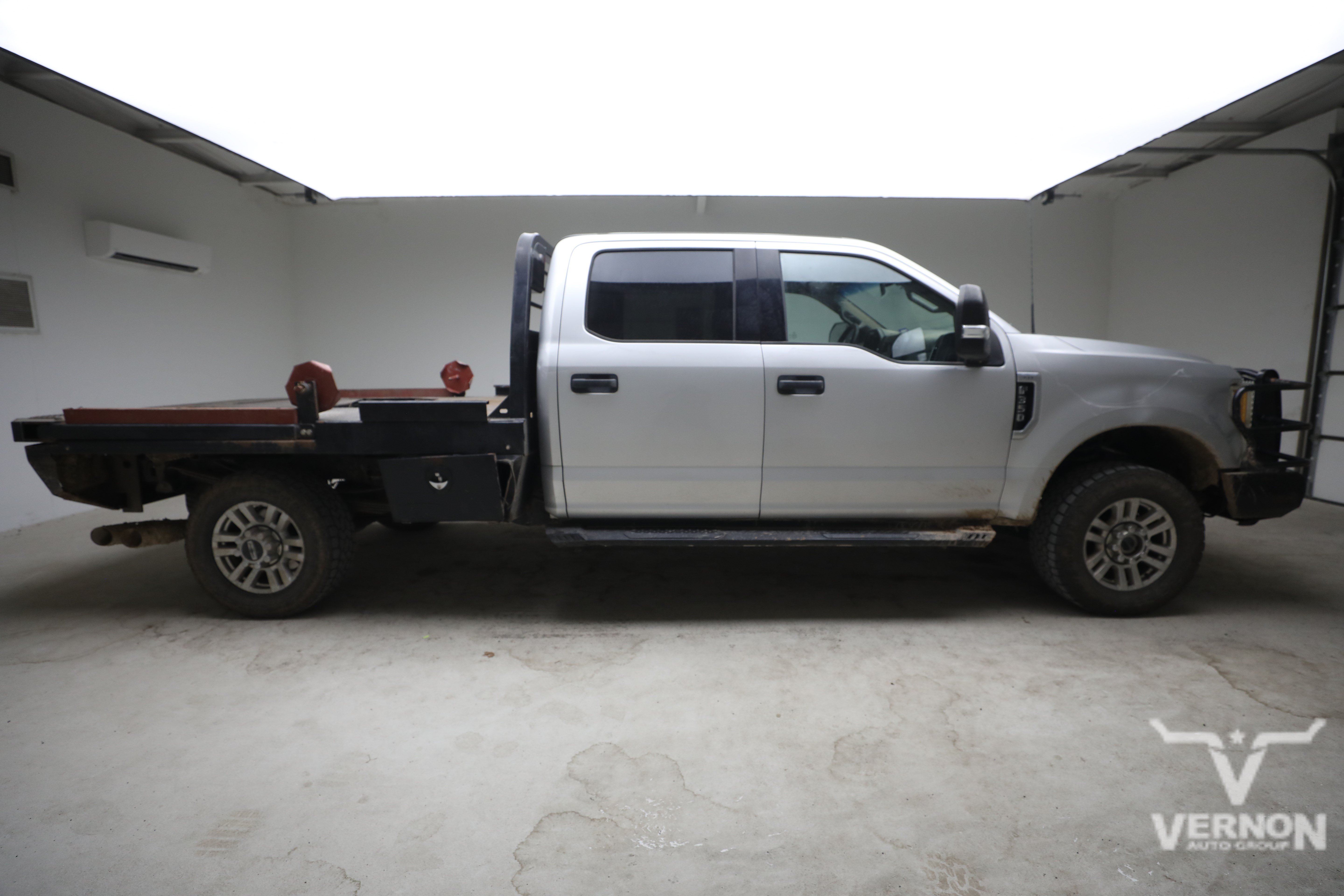 Used 2017 Ford F350 XLT AWD/4WD image 5