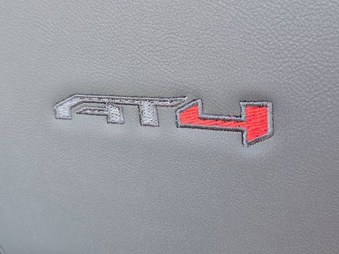 New 2026 GMC Acadia AT4 w/ Luxury Package AWD/4WD image 17