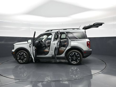 Used 2023 Ford Bronco Sport Outer Banks w/ Tech Package AWD/4WD image 33