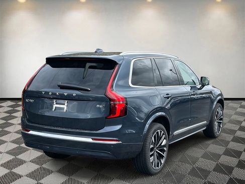 New 2026 Volvo XC90 B6 Ultra w/ Protection Package image 3
