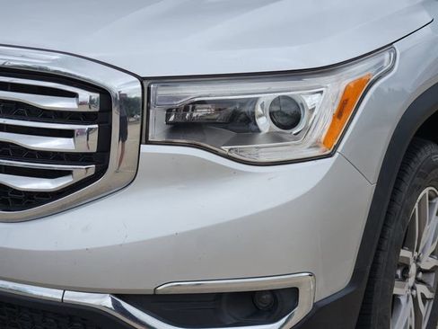 Used 2018 GMC Acadia SLE w/ Driver Alert Package I image 9