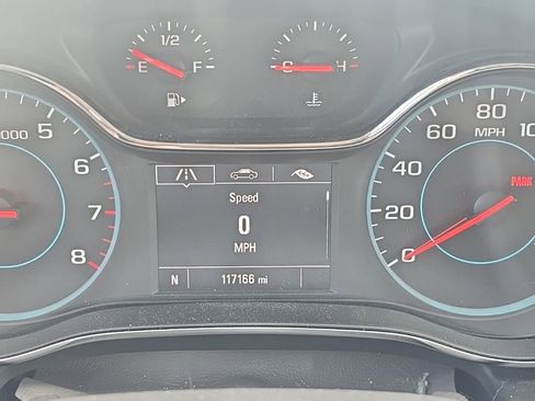 Used 2017 Chevrolet Cruze LT w/ Convenience Package image 7