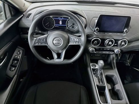 Certified 2024 Nissan Sentra SV FWD image 4