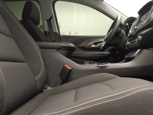 Used 2022 GMC Terrain SLE AWD/4WD image 21