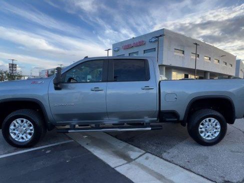 Used 2024 Chevrolet Silverado 3500 LT w/ Convenience Package image 5