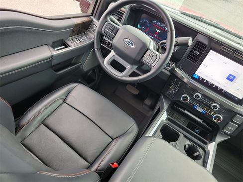 Certified 2024 Ford F250 Lariat w/ Sport Appearance Package image 17