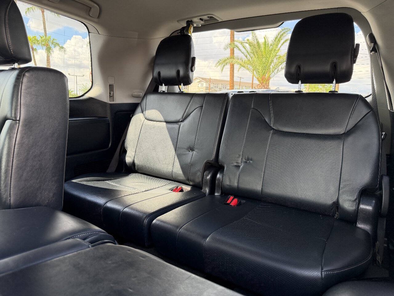 Used 2014 Lexus LX 570 4WD image 13