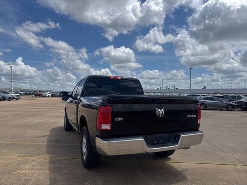 Used 2021 RAM 1500 Classic SLT image 19