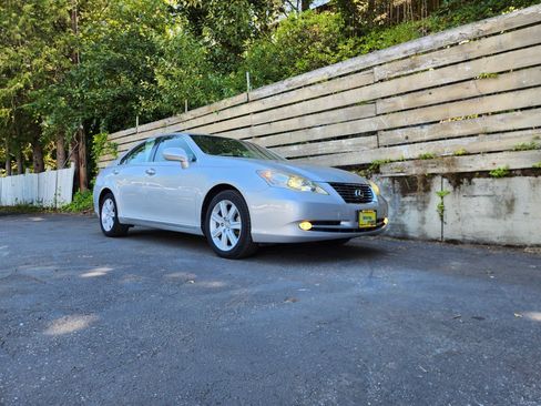 Used 2007 Lexus ES 350 w/ Premium Plus Pkg FWD image 10