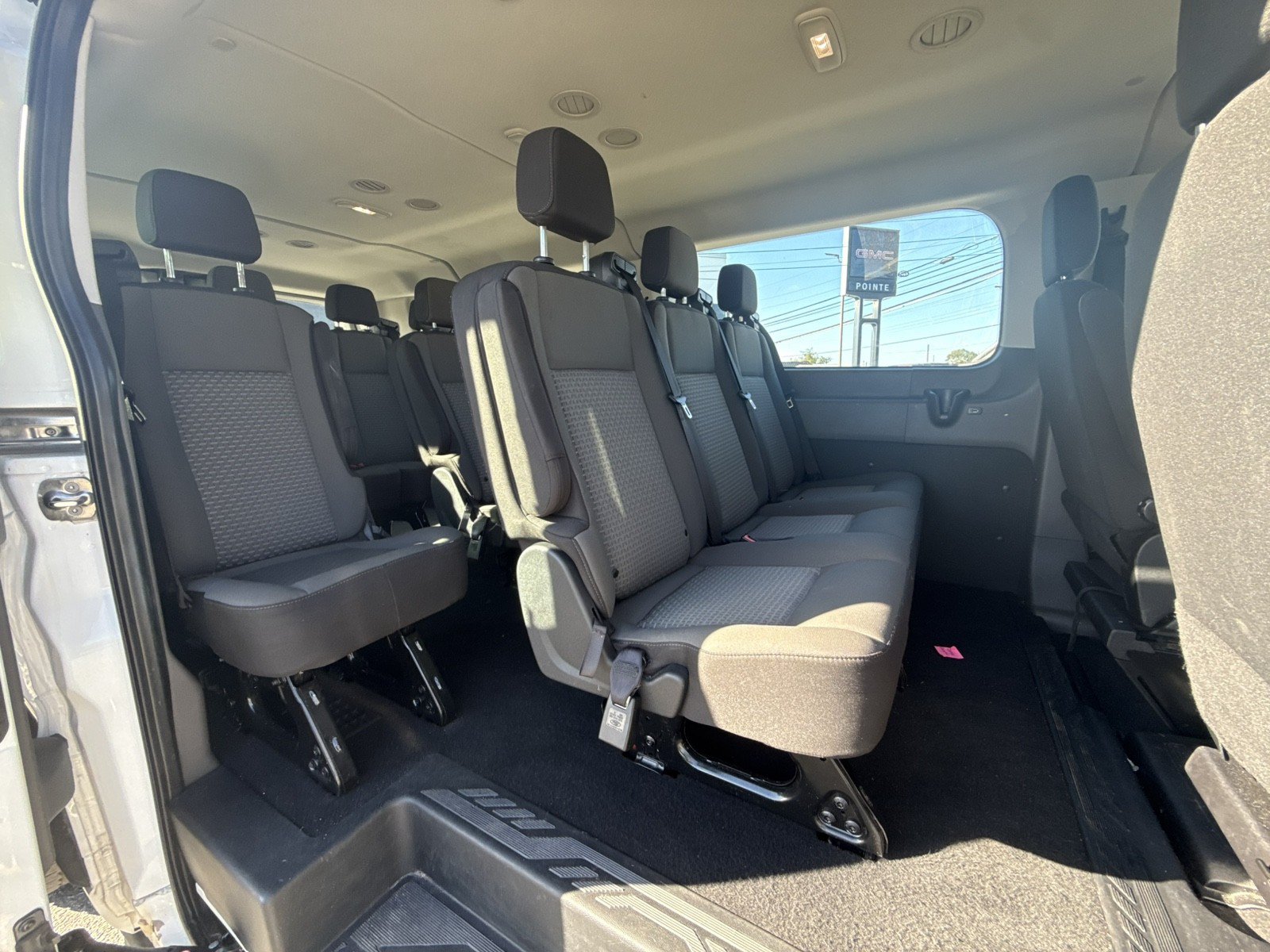 Used 2025 Ford Transit 350 XLT RWD image 25