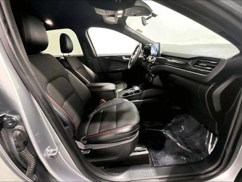 Used 2023 Ford Escape ST-Line AWD/4WD image 32