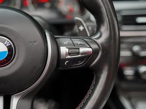 Used 2018 BMW M6 Convertible w/ Executive Package image 30