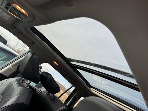 Used 2022 Toyota Highlander Platinum image 8