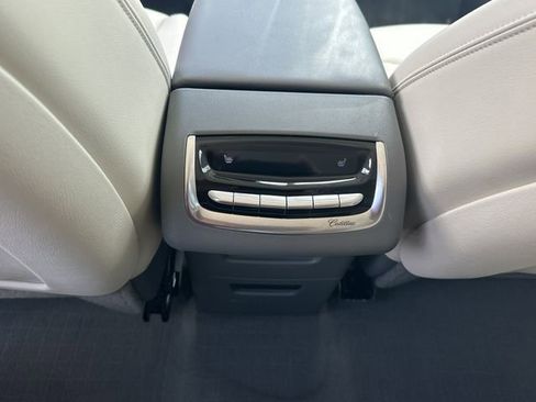 Used 2025 Cadillac XT6 Premium Luxury w/ Technology Package FWD image 14