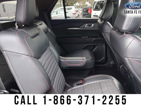Used 2025 Ford Explorer ST-Line image 22