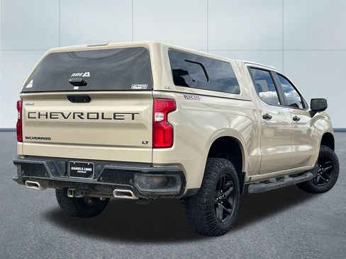 Used 2023 Chevrolet Silverado 1500 LT Trail Boss w/ LT Trail Boss Premium Package AWD/4WD image 2