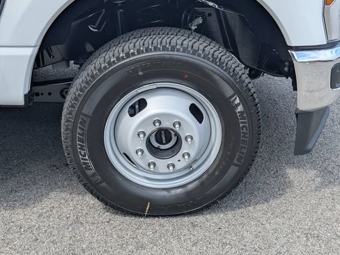 New 2026 Ford F350 XL AWD/4WD image 18