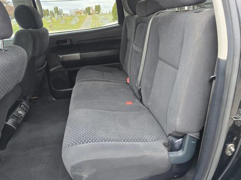 Used 2013 Toyota Tundra 4x4 CrewMax image 20