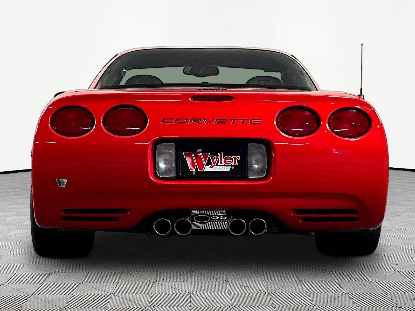 Used 2004 Chevrolet Corvette Z06 w/ Memory Package RWD image 5