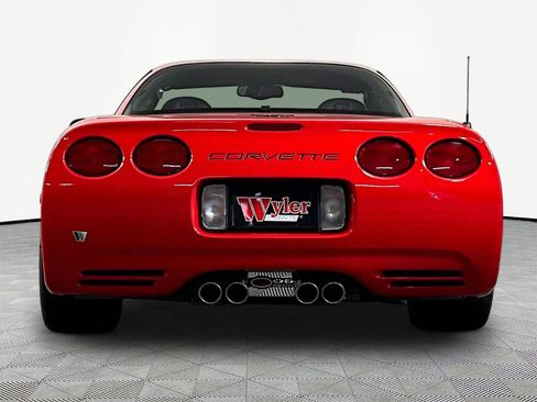 Used 2004 Chevrolet Corvette Z06 w/ Memory Package RWD image 5