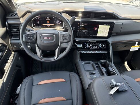 New 2026 GMC Sierra 2500 AT4 w/ AT4 Premium Plus Package AWD/4WD image 14
