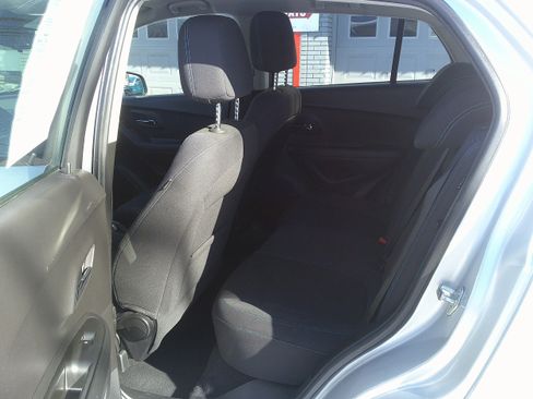 Used 2016 Chevrolet Trax LS image 16
