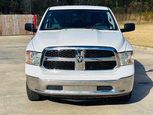 Used 2014 RAM 1500 Classic SLT image 2