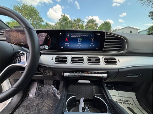 Used 2026 Mercedes-Benz GLE 350 4MATIC image 11
