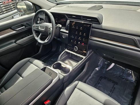 Used 2026 GMC Terrain Denali w/ LPO, Floor Liner Package AWD/4WD image 10