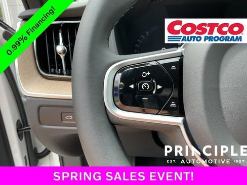 New 2026 Volvo XC60 B5 Plus w/ Protection Package Premier AWD/4WD image 23
