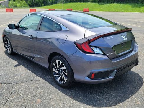 Used 2016 Honda Civic LX-P image 9