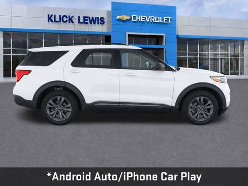 Used 2021 Ford Explorer XLT w/ Equipment Group 202A AWD/4WD image 9