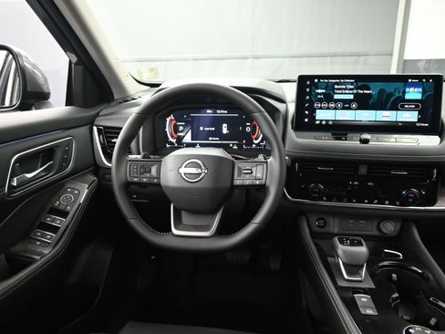 New 2026 Nissan Rogue Platinum w/ Platinum Premium Package AWD/4WD image 12