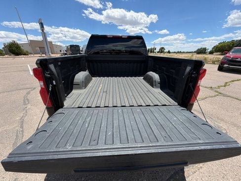 Used 2022 Chevrolet Silverado 1500 LT Trail Boss w/ Safety Package AWD/4WD image 16