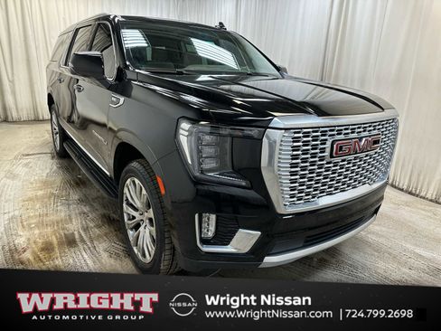 Used 2022 GMC Yukon XL Denali image 1