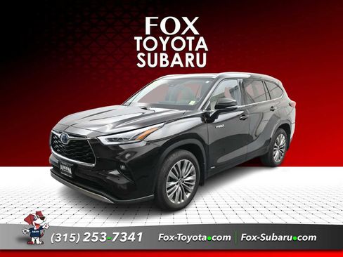 Used 2021 Toyota Highlander Platinum AWD/4WD image 1
