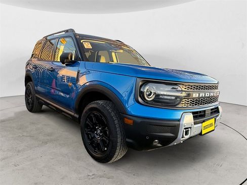 Certified 2025 Ford Bronco Sport Badlands image 5