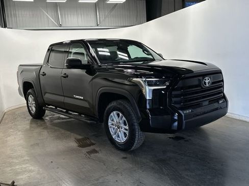 Used 2023 Toyota Tundra SR5 w/ SR5 Convenience Package image 30