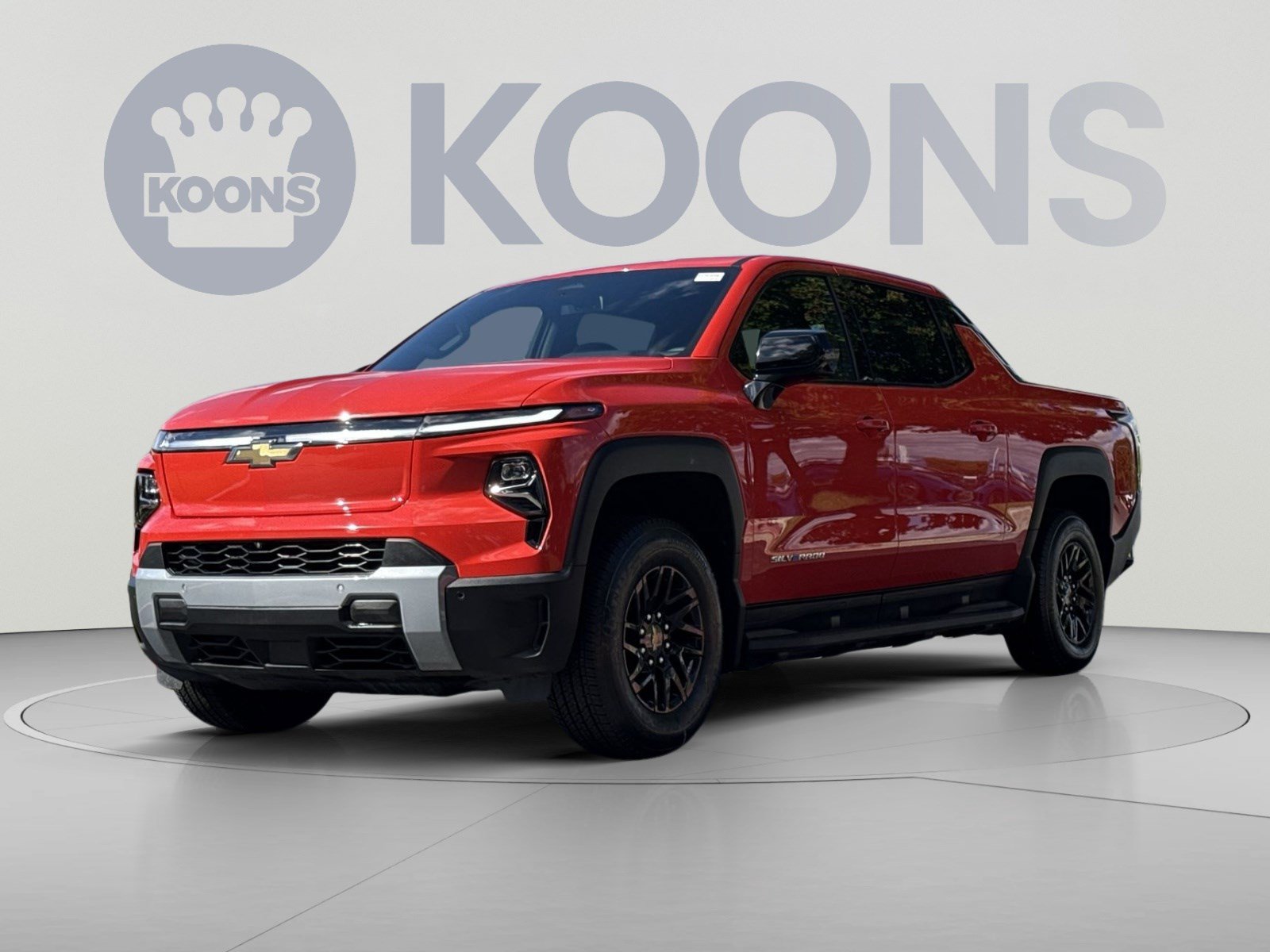 Used 2025 Chevrolet Silverado EV LT AWD/4WD image 1