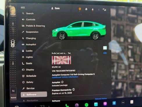 Used 2022 Tesla Model X Plaid image 21