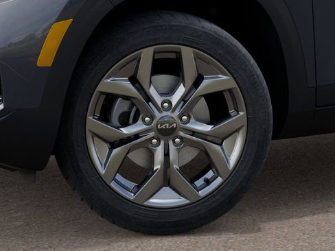 New 2026 Kia Seltos LX image 9