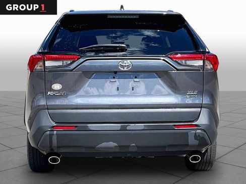 Used 2025 Toyota RAV4 XLE w/ Weather Package AWD/4WD image 4
