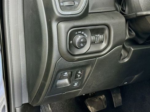 New 2026 RAM 1500 Big Horn AWD/4WD image 10