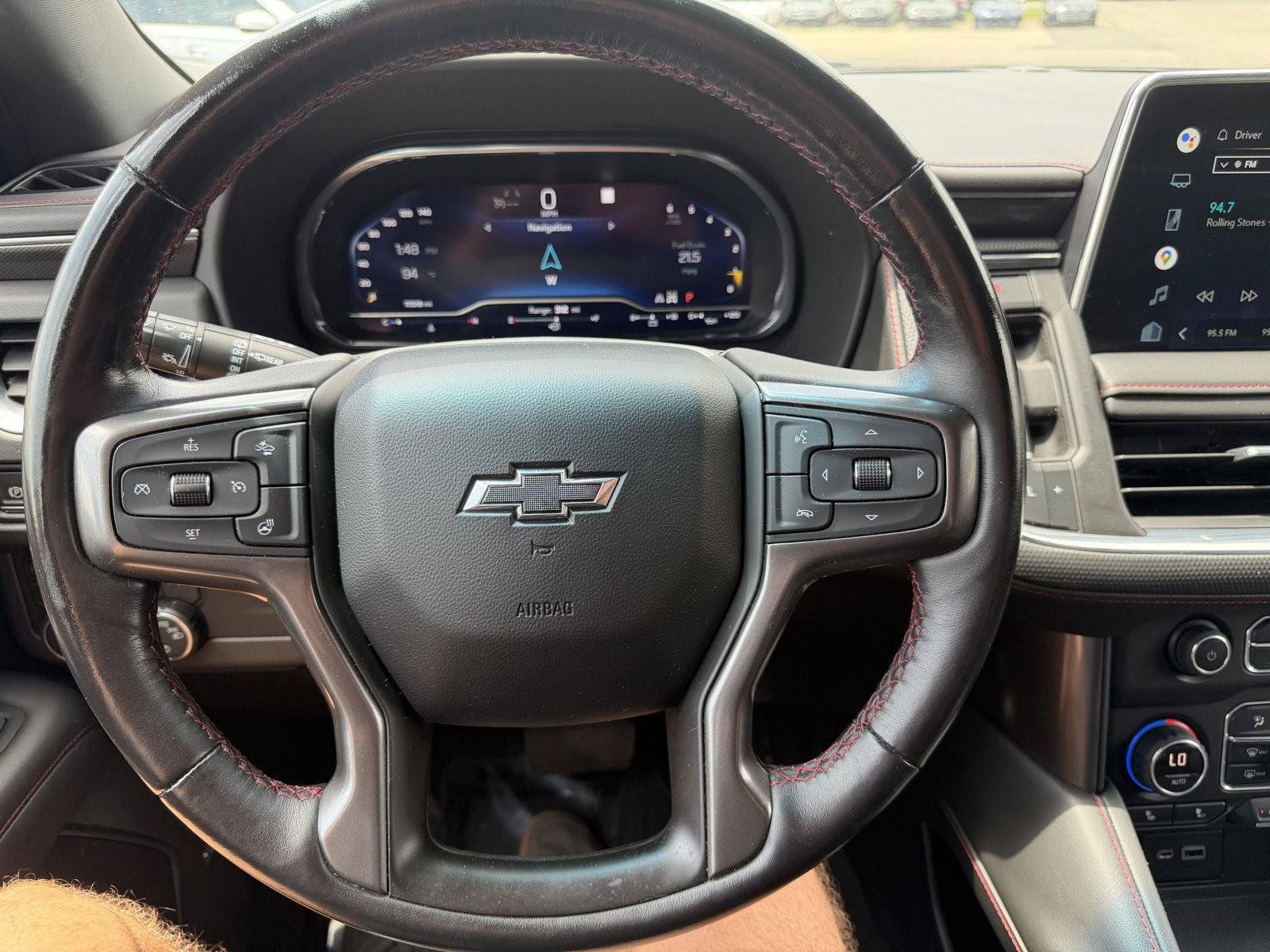 Used 2022 Chevrolet Suburban RST w/ Luxury Package AWD/4WD image 10