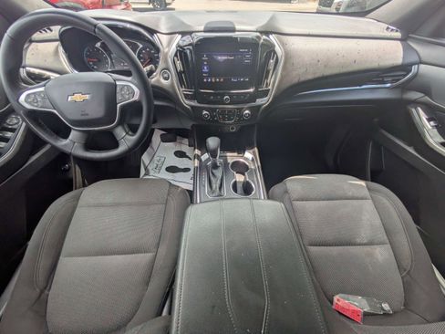 Used 2023 Chevrolet Traverse LT FWD image 14