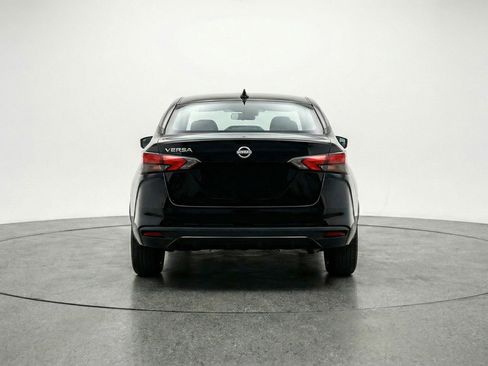 Used 2025 Nissan Versa SV FWD image 7