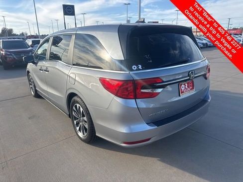 Used 2024 Honda Odyssey EX-L image 3