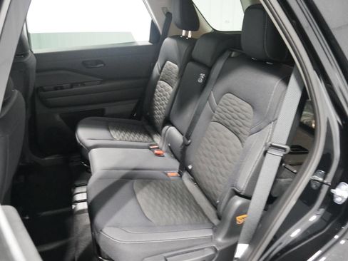 New 2025 Nissan Pathfinder SV w/ Cargo Package image 11