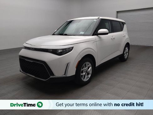 Used 2025 Kia Soul LX w/ LX Technology Package image 1